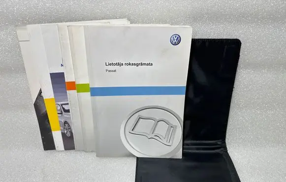 Volkswagen PASSAT B7 User manual 