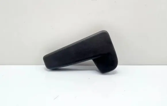 Engine bonnet (hood) release handle
