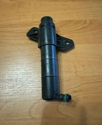 KIA Sportage Headlight washer spray nozzle 00066135