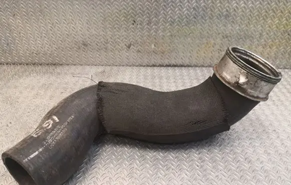 Mercedes-Benz A W169 Intercooler hose/pipe 1695280482