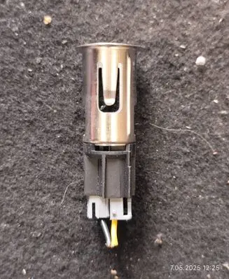 Opel Antara 12 V Socket (rear) 13502523 210807