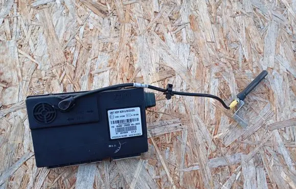 Hyundai i30 BSM Control unit 954002R000