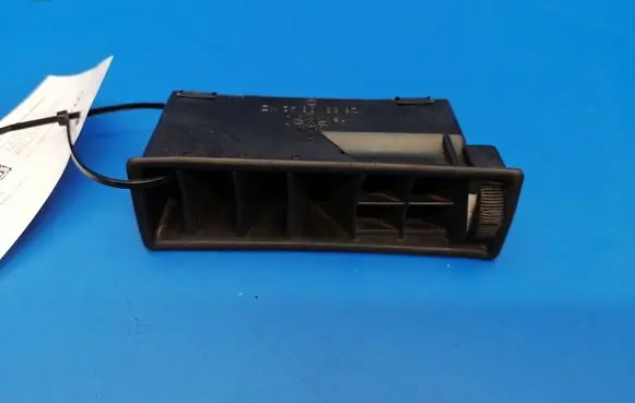 Mercedes-Benz S W126 Dashboard side air vent grill/cover trim 1268310842 1268310842KZ