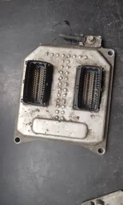 Alfa Romeo 159 Engine control unit/module 55555809