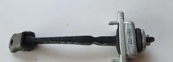 Opel Mokka Front door check strap stopper