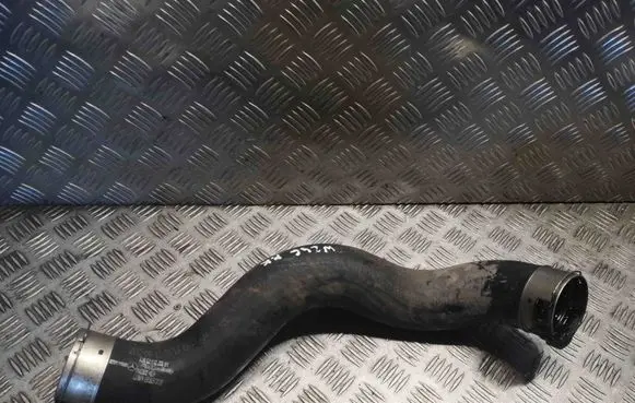 Intercooler hose/pipe