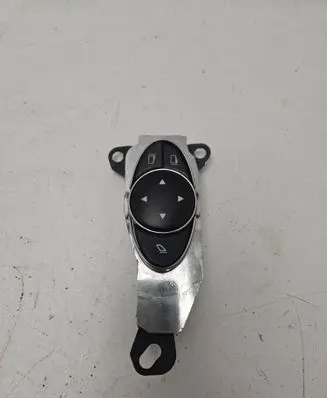 Mercedes-Benz CLS C219 Wing mirror switch 2118216179 03211036