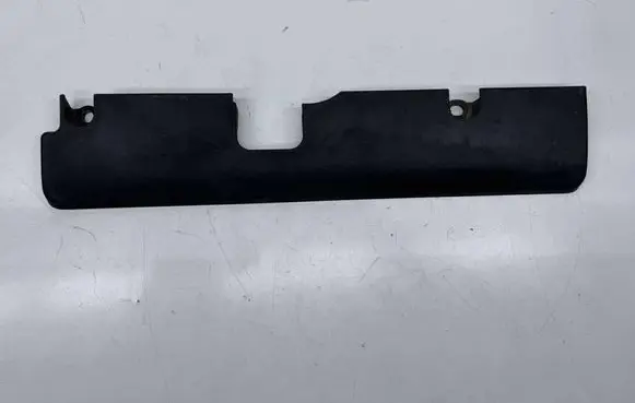 Volvo V70 Engine cover (trim) 8658235