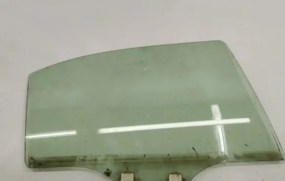 Honda Accord Rear door window glass