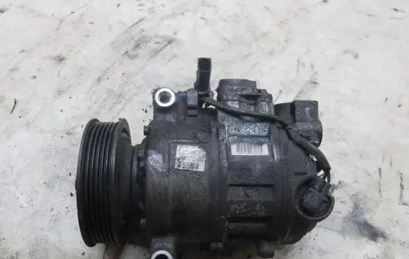 Audi A8 S8 D4 4H Air conditioning (A/C) compressor (pump) 4H0260805E