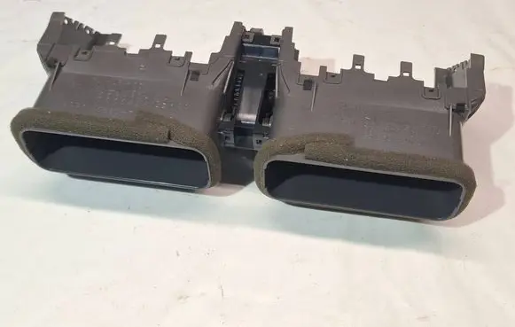 Lexus GS 300 350 430 450H Dash center air vent grill 5566030410 5566030411 3556420441