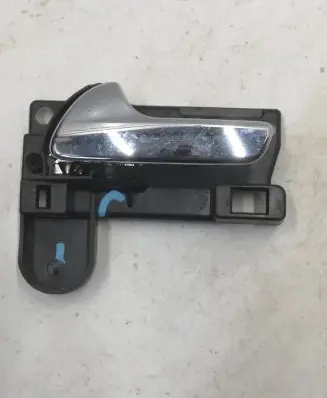 Dodge Journey Front door interior handle 937071