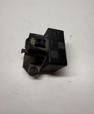 Ford Explorer VI Fuel pump relay FU5A9D370LA 28525375