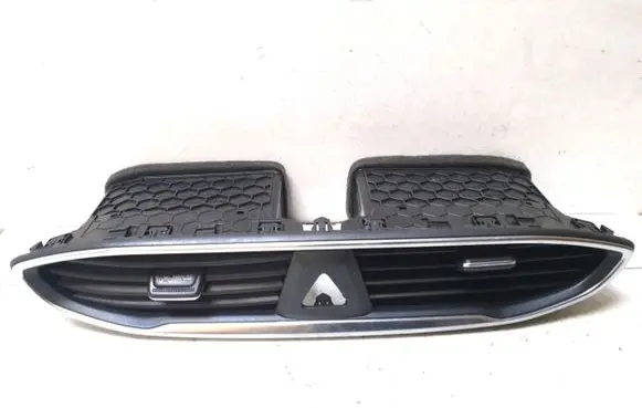 Hyundai Santa Fe Dash center air vent grill 97410S1000