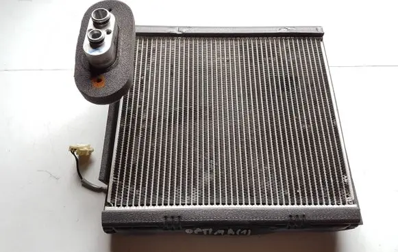 Air conditioning (A/C) radiator (interior)