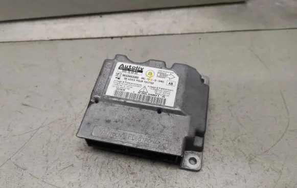 Peugeot 307 Airbag control unit/module 9653493380