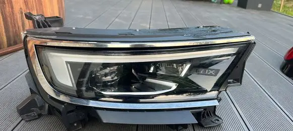 Opel Mokka B Headlight/headlamp