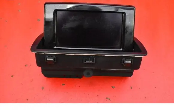 Audi Q3 8U Radio/CD/DVD/GPS head unit 8UO857273