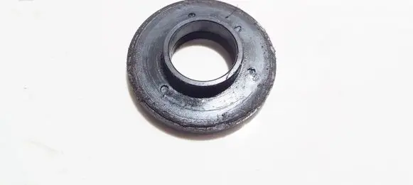 Mazda 626 Coil spring mount 