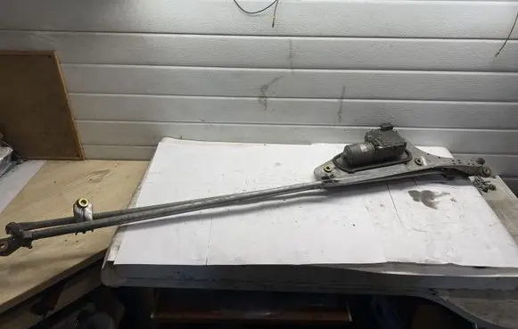 Fiat Ulysse Front wiper linkage and motor 3397020545