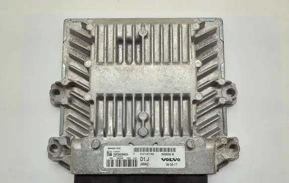 Volvo V50 Engine control unit/module 5WS40562A 31211071AA SID803AM