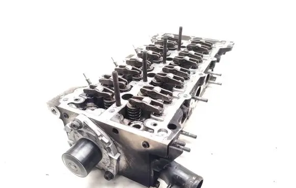 Opel Insignia A Engine head 55571949