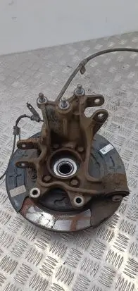 Rear wheel hub