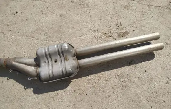 BMW 7 E65 E66 Middle muffler/silencer 7505797