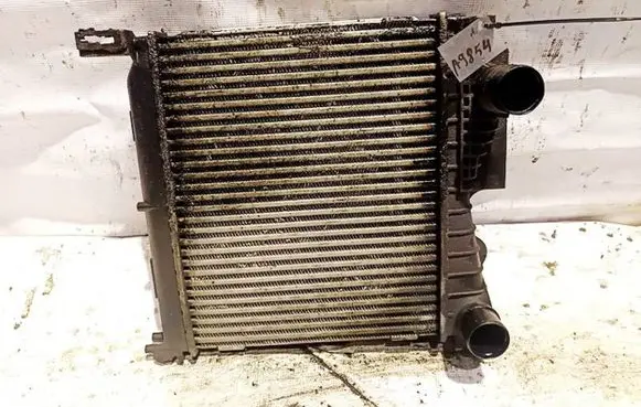 Chrysler Grand Voyager IV Intercooler radiator