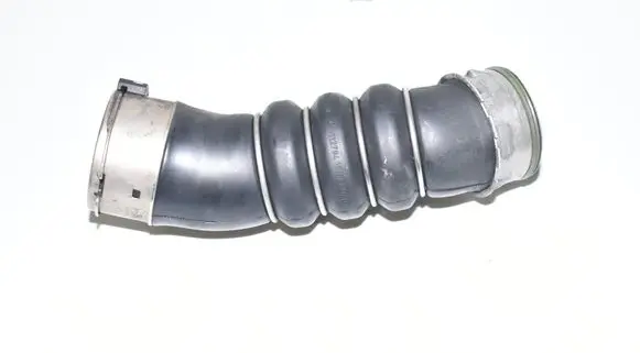 BMW 1 E81 E87 Intercooler hose/pipe 7797480