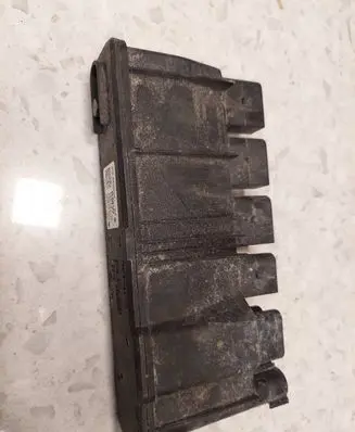 BMW 2 F46 Power management control unit 18576710 18B2201L0465