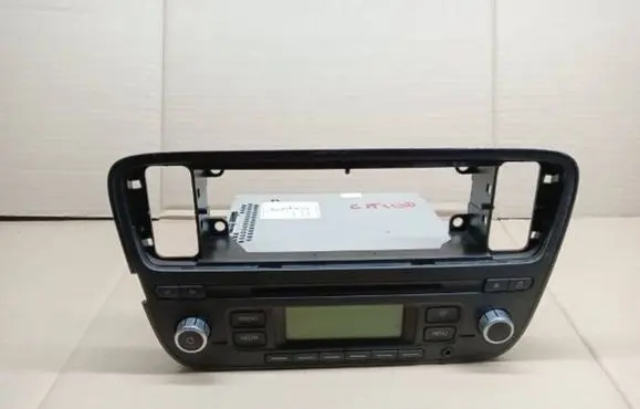 Skoda Citigo Radio/GPS head unit trim 1ST035156P RCD215SK SKZAZ780661160