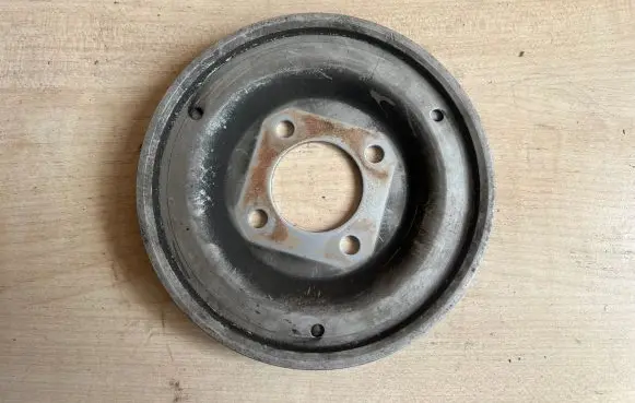 Renault Megane I Crankshaft pulley 7700864702