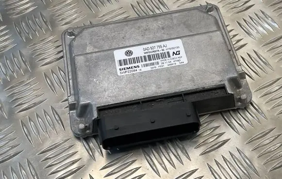 Volkswagen Touareg I Transfer box differential control unit 0AD927755AJ 5WP22084