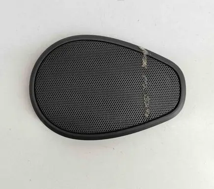 Parcel shelf grill