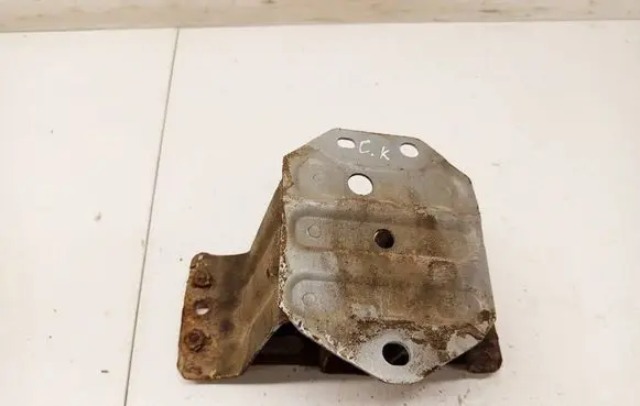 Toyota Avensis T250 Rear bumper mounting bracket 