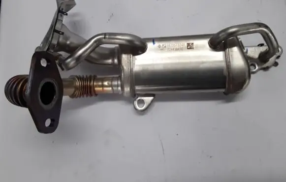 Renault Scenic IV - Grand scenic IV EGR valve cooler 147357324R