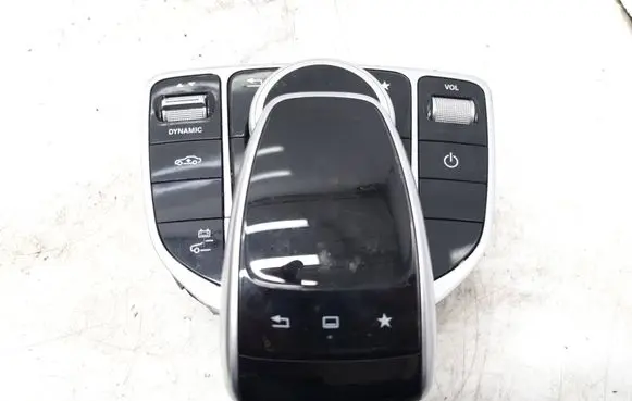 Mercedes-Benz C W205 Head unit multimedia control A2059008018 A2C97646000 A2059005915