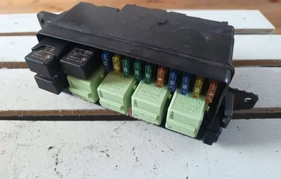 Mini One - Cooper R50 - 53 Fuse box set 6906604 231600200704 14266410