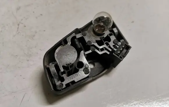 Tail light part