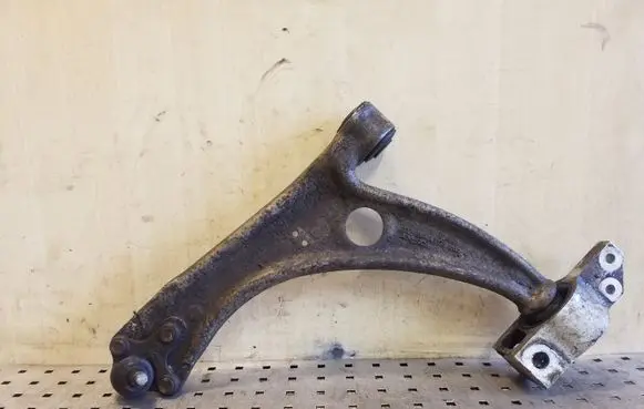 Volkswagen Tiguan Front lower control arm/wishbone