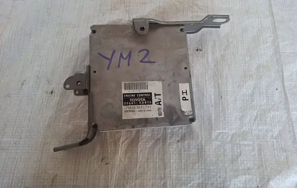 Toyota Land Cruiser (J120) Engine ECU kit and lock set 89661-6A070