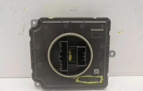 Volvo XC90 Headlight ballast module Xenon 31427787 AED1J