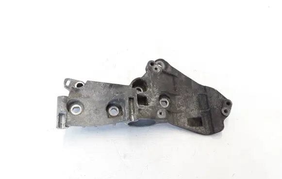 Renault Megane III Generator/alternator bracket 8200669494