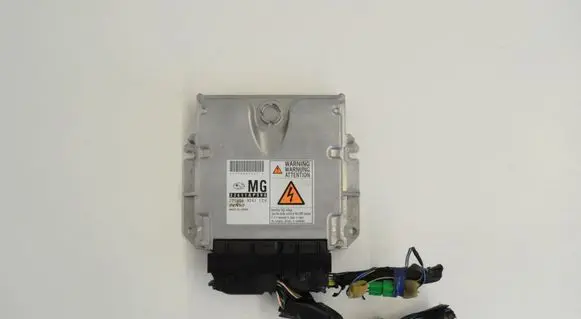 BMW 1 F20 F21 Engine control unit/module 22611AP590