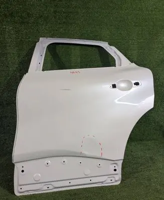 Renault Captur II Rear door
