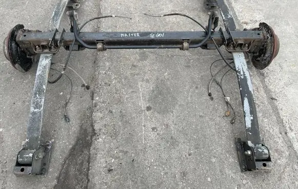 Renault Master III Rear beam 