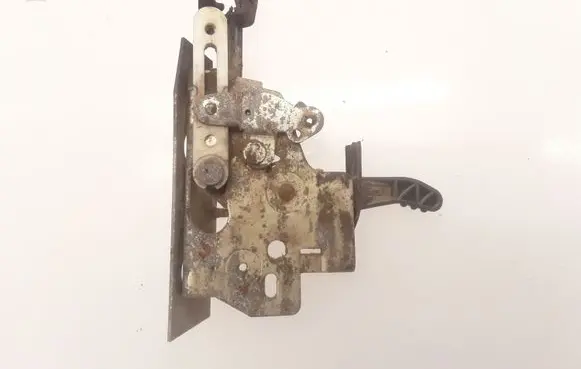 Loading door interior handle