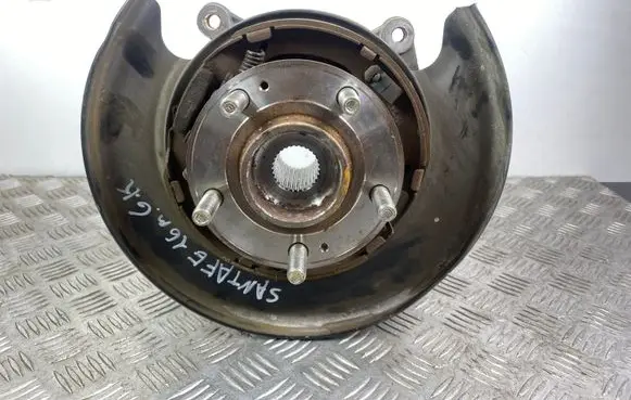Hyundai Grand Santa Fe NC Rear wheel hub