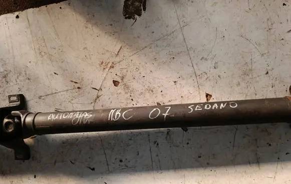 Mercedes-Benz C AMG W204 Drive shaft (set) a2041306